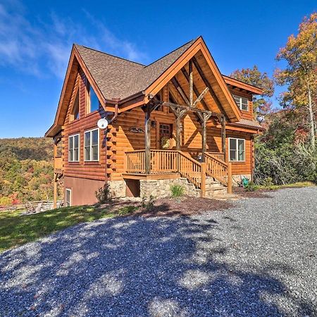 Hilltop Cabin On 5 Acres With Hot Tub And Waterfall! Bryson City Eksteriør billede
