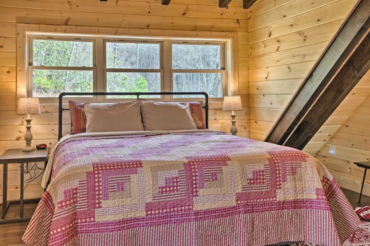 Hilltop Cabin On 5 Acres With Hot Tub And Waterfall! Bryson City Eksteriør billede