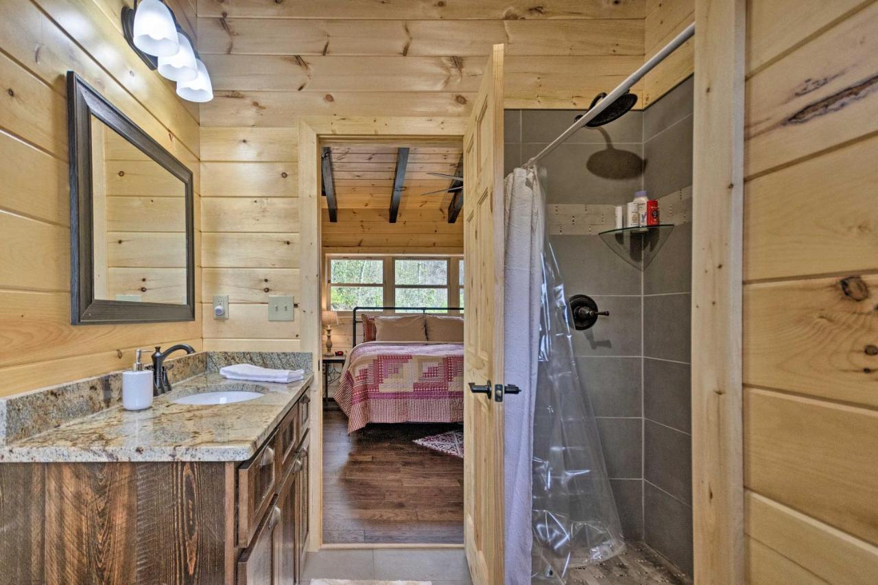 Hilltop Cabin On 5 Acres With Hot Tub And Waterfall! Bryson City Eksteriør billede