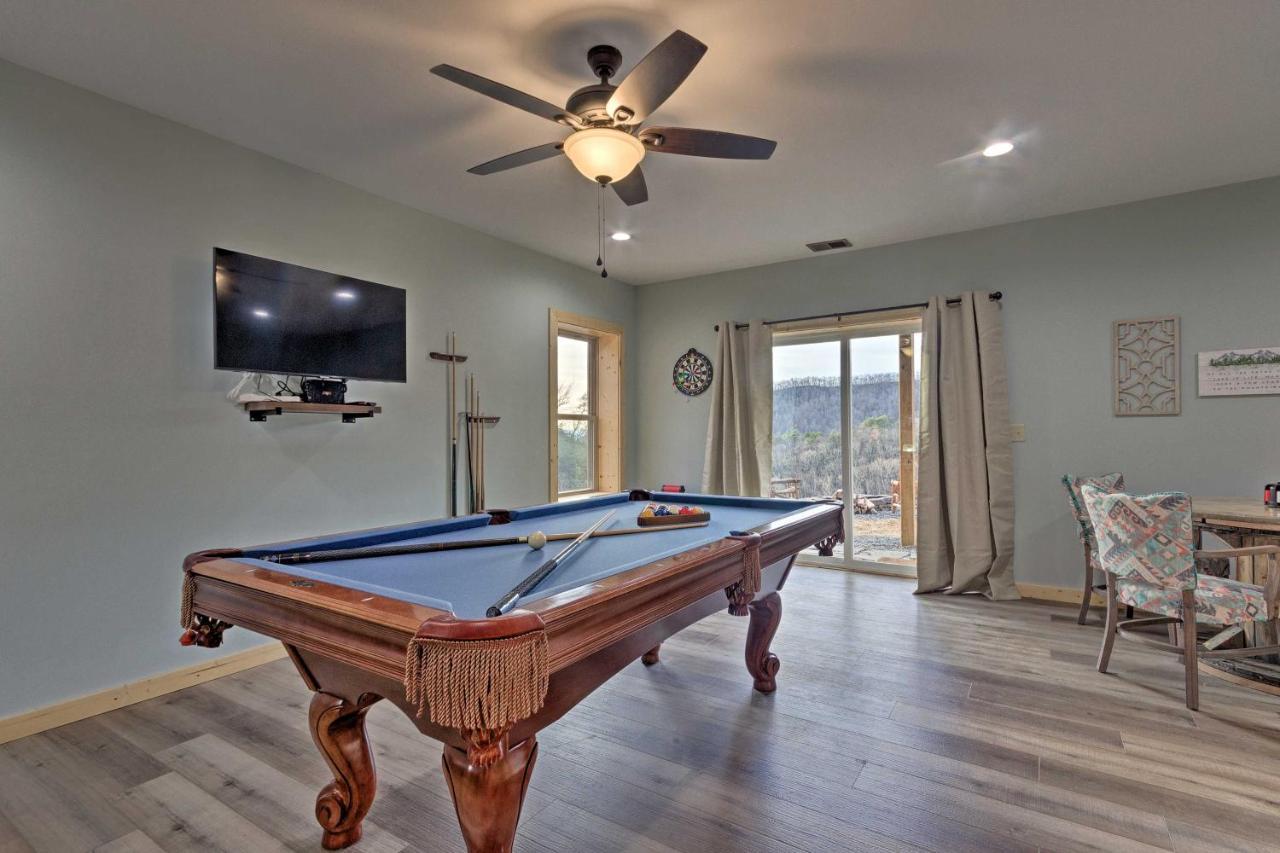 Hilltop Cabin On 5 Acres With Hot Tub And Waterfall! Bryson City Eksteriør billede